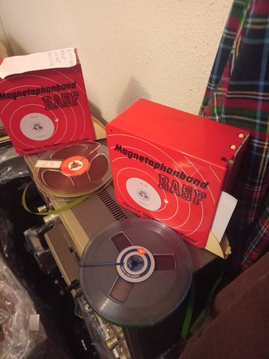 Lot 6 benzi 13cm .3 basf + 3 agfa plus cutiile