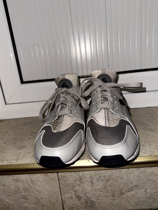 Nike Air Huarache FB3259-001/ 42 номер