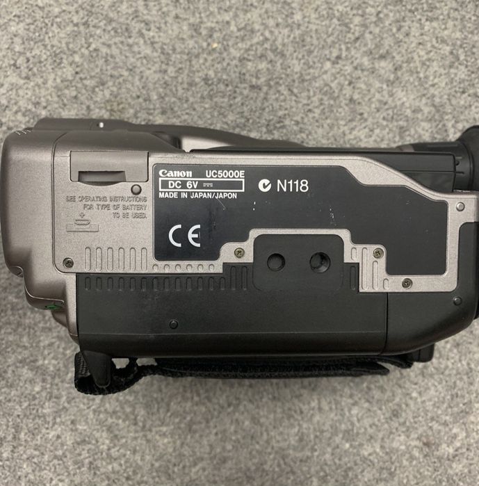Продам видеокамеру " CANON" JAPON