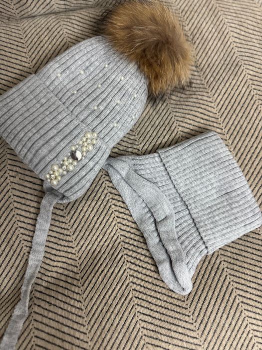 Шапка детская и шарф на девочку