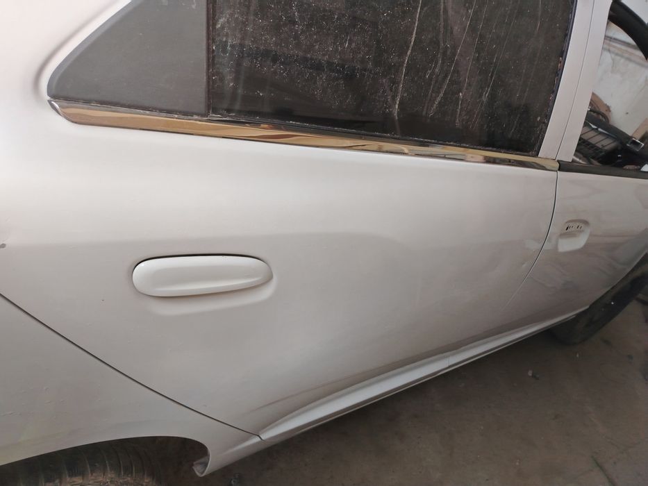 Koblt eshiklari sotiladi