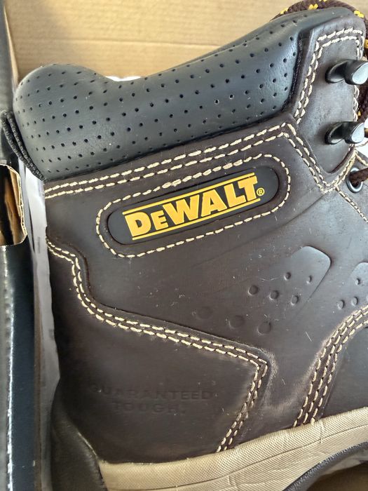 Работни обувки Dewalt Англия
