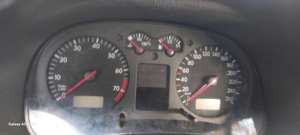 WV Голф 4 1.6 8клапана  четириврат На части