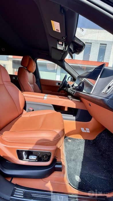 Li 7  44000$ Xitoyda yurgan