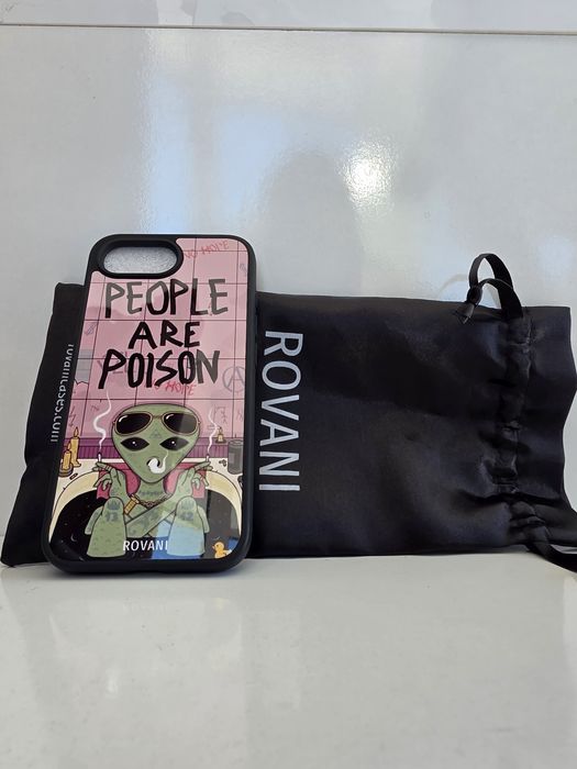 Кейс IPhone 16e.. Чисто нов