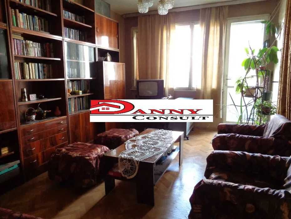 Продава се Многостаен апартамент в Велико Търново, Център - 122 кв.м за 1140 €/кв.м - Снимка #3