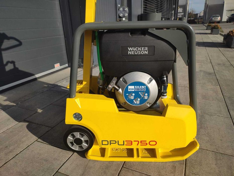 Placa vibratoare reversibila Wacker Neuson DPU 3750 Hts