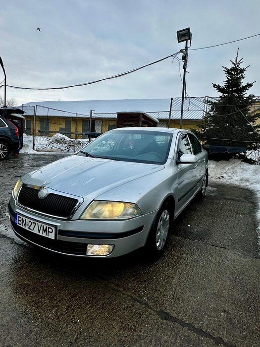 Vând Skoda Octavia II