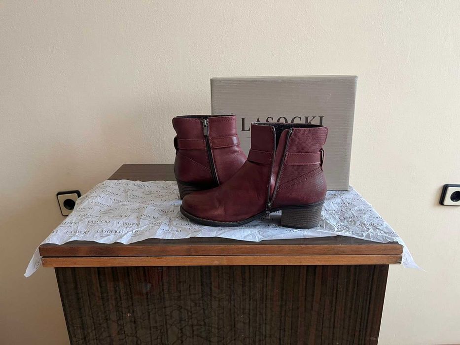 Дамски ботуши Lasocki от естествена кожа номер 41