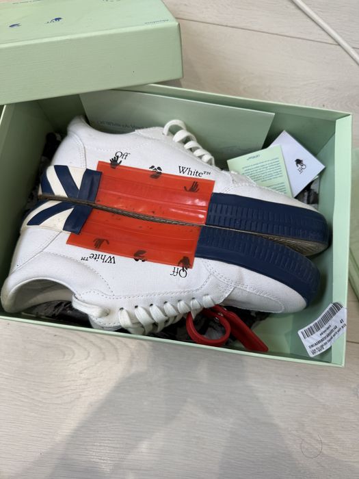 Off- White low vulcanized