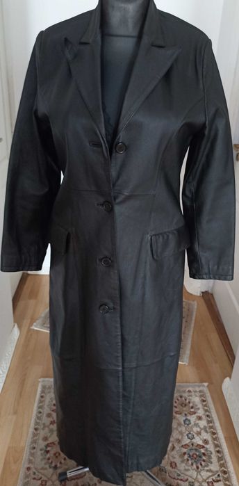 Trench Lung piele naturala, M, 650 lei