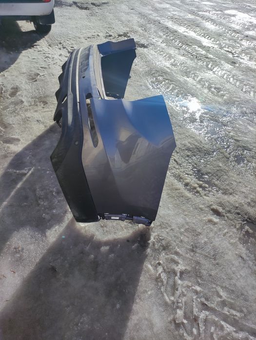 Продам задний бампер