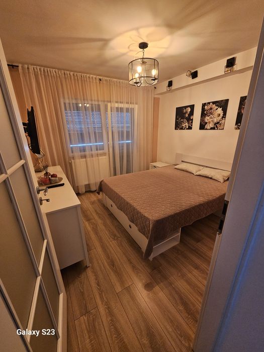 Dau spre închiriat apartament 3 camere