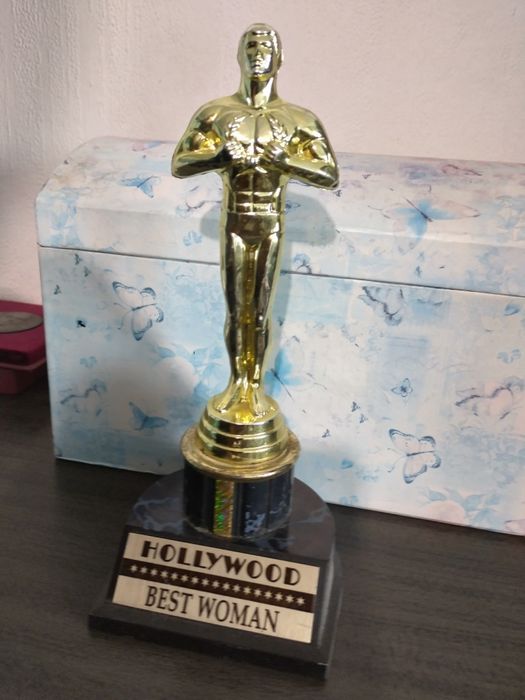 Награда Оскар за най-добра жена