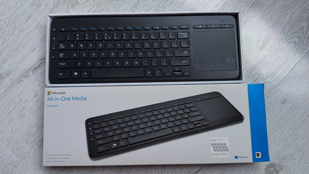 Tastatura Microsoft All-in-One Media