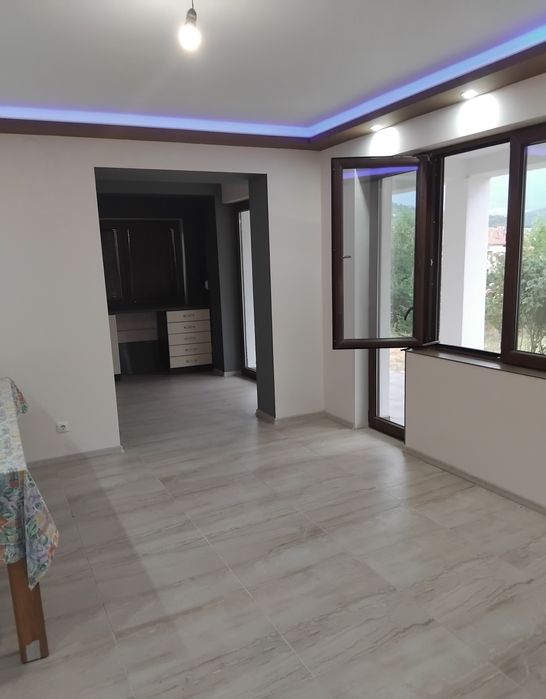 Продава се Къща в Дупница - 250 кв.м за 1000 €/кв.м - Снимка #6