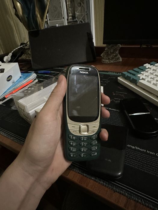 Нокия 6310 green