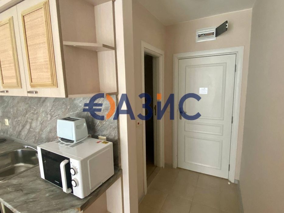 Продава се Едностаен апартамент в к.к. Слънчев бряг - 35 кв.м за 714 €/кв.м - Снимка #6