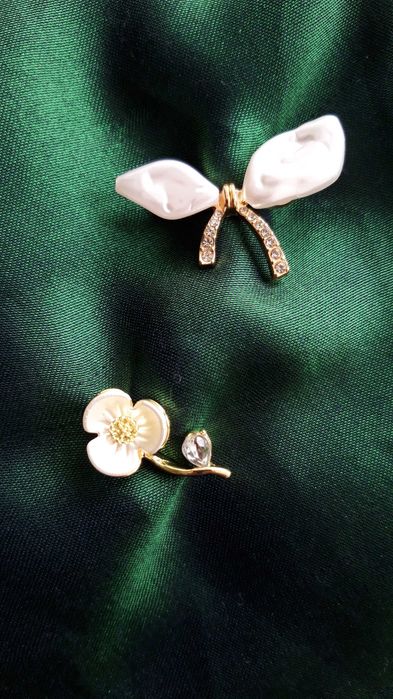 Брошь  бижутерия