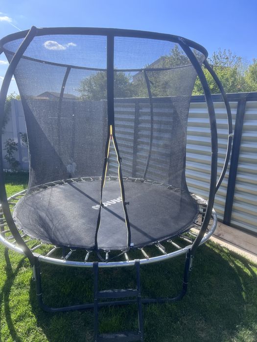 Trambulina adulti si copii