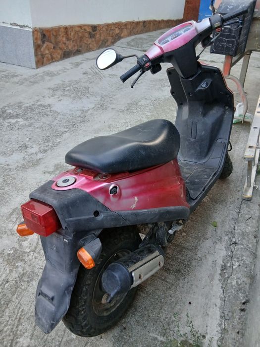 Vând schimb scuter cu capre
