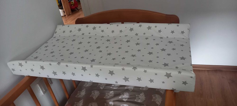 Пеленальный столик на манеж