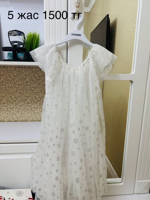 Нарядные платья для девочек