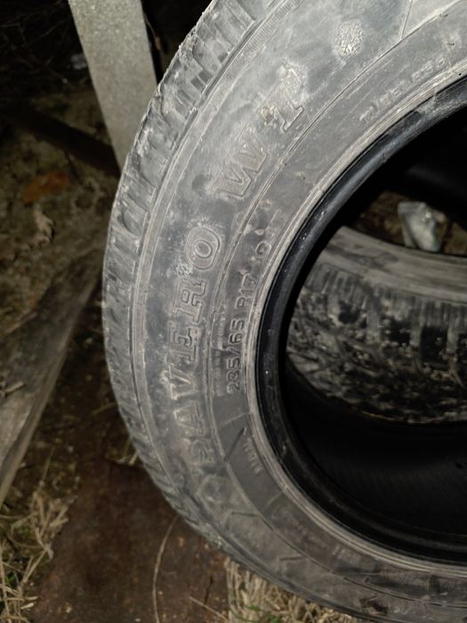 Зимни гуми 235/65 17
