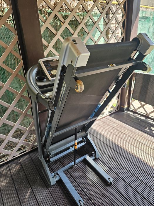 Продам беговая дорожка