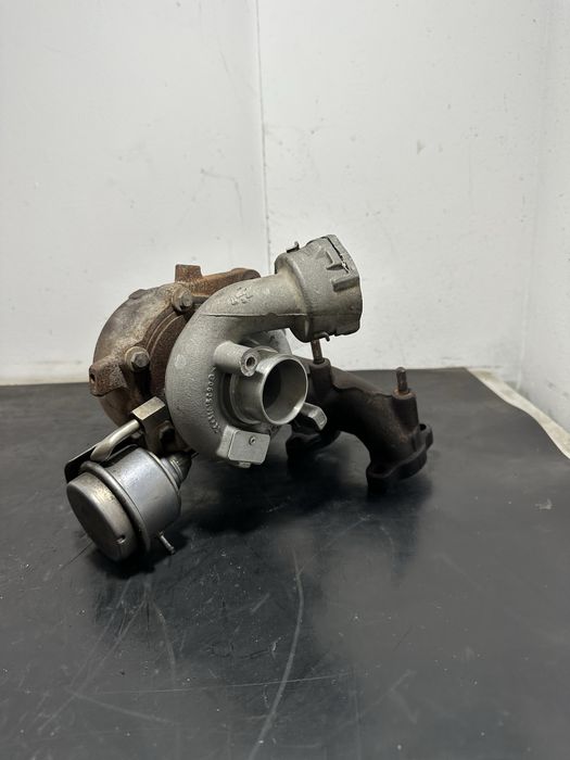 Turbina Vw Golf 5 1.9 TDI BLS JETTA BLS Audi A3 BLS 03G253014M