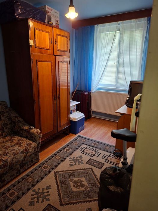 Proprietar, vand apartament 3 camere, etaj 1,Cartier Gara