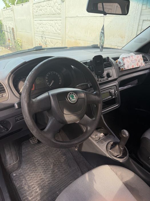 Skoda Fabia 1.2 Benzina 2010 | 83.000km reali | Full Led | Service la zi | Consum mic