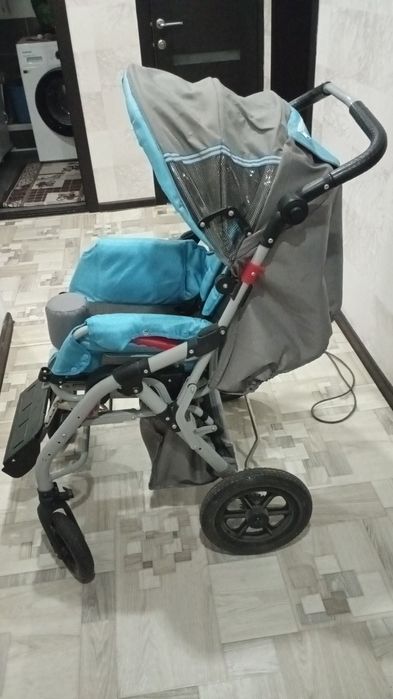 Продам коляску для ребёнка инвалида.