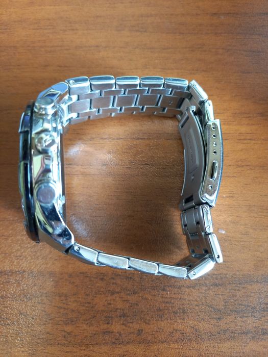 Часовник casio edifice