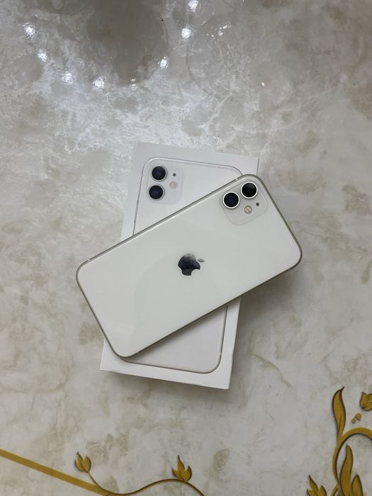 iPhone 11  64 GB