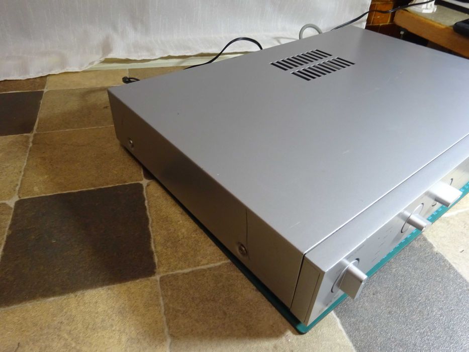 Amplificator audio Audiolab 8000S