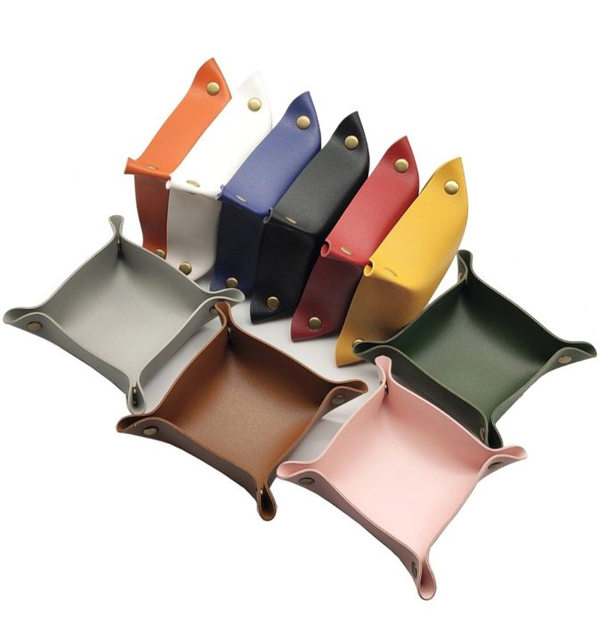 Piknik va uy uchun universal yigiluvchan idishlar