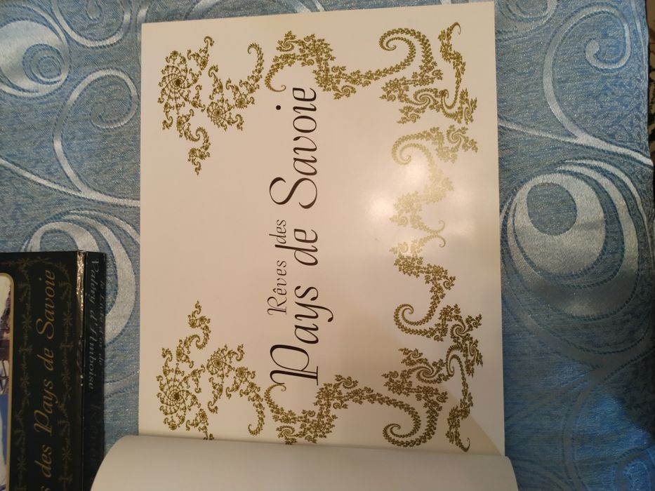 Книга о достопримечательностях Савойи ( на французском языке).