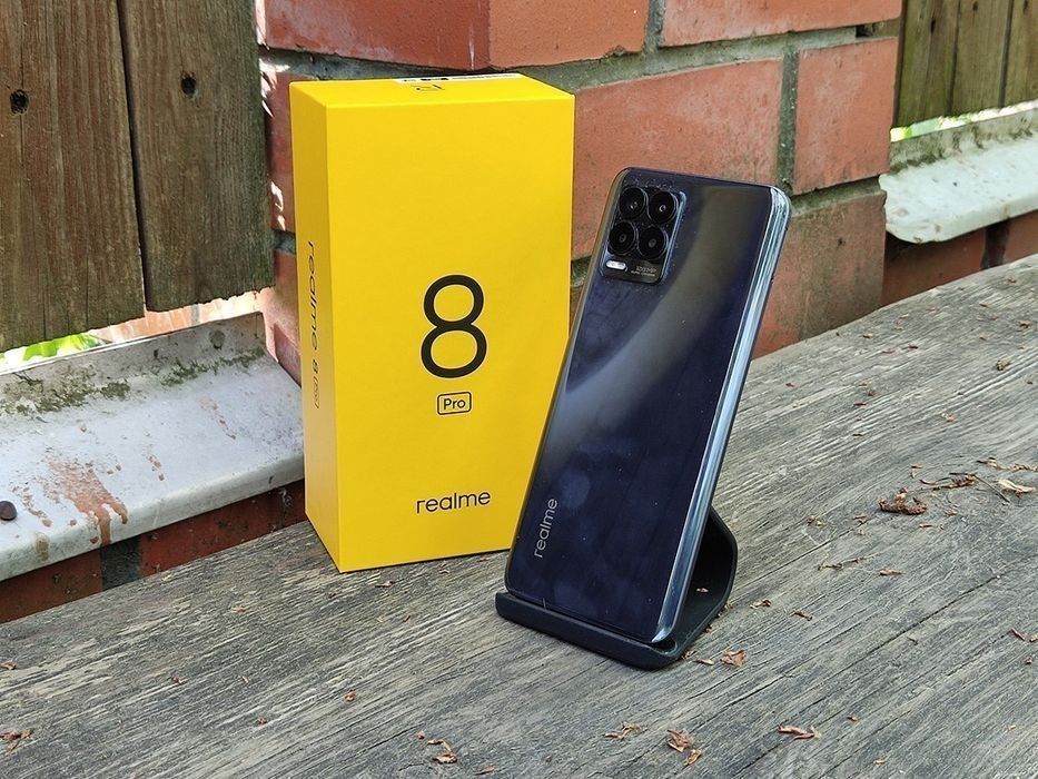 Продам Realme 8 Pro 8/128Gb