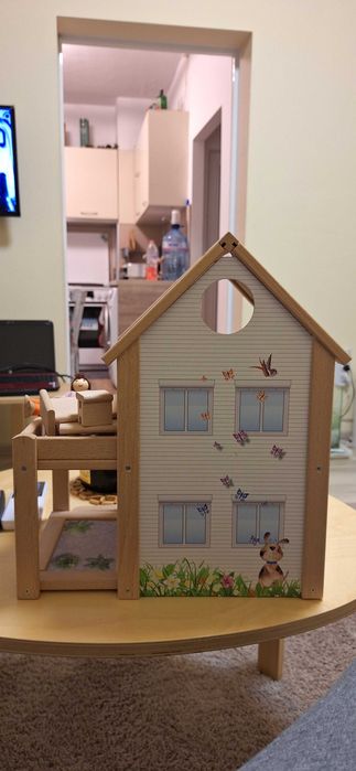 Детска дървена къща за игра