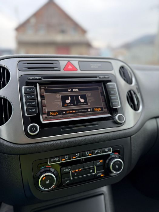 Volkswagen Tiguan  2.0 Tdi 4x4 PRET FIX FIX