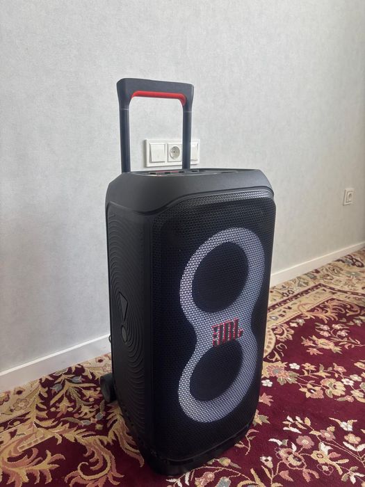 JBL 320 stage  колонка с съёмной батареей