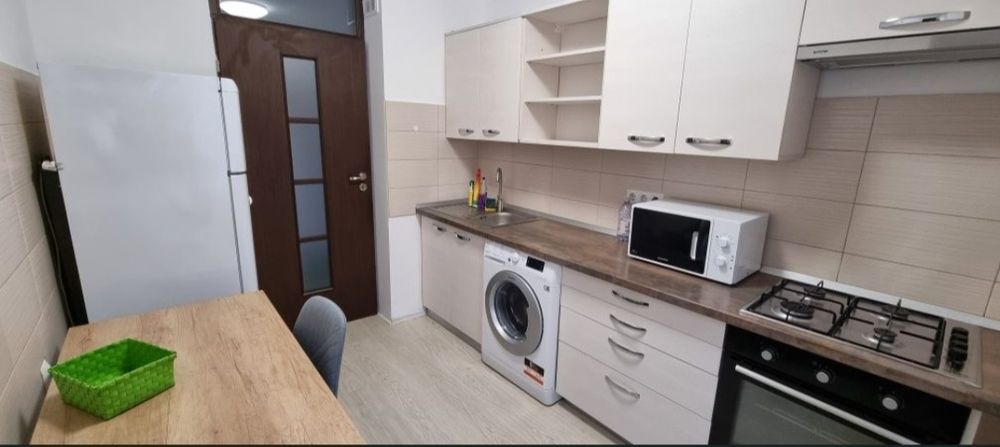 PF inchiriez apartament Pandurilor