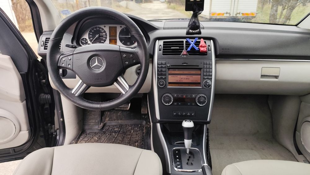 Mersedes B класа 2,0CDI автомат на части