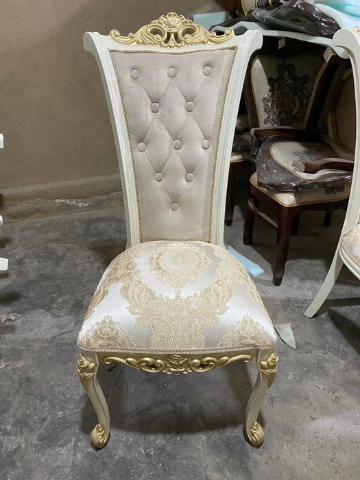 Стол стул для гостиной в отличном состоянии