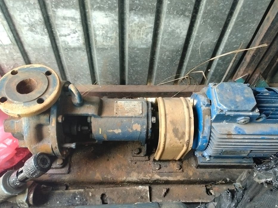 Продам насосы водяные