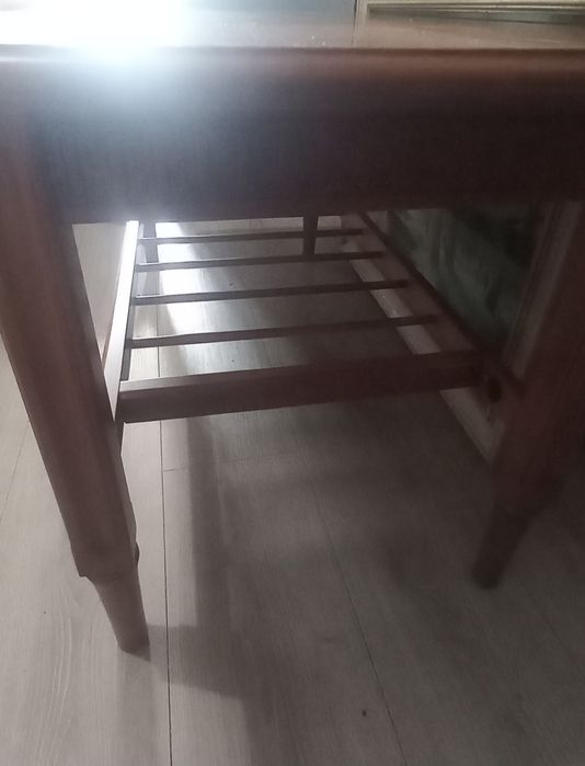 Masa din lemn masiv veche preț negociabil