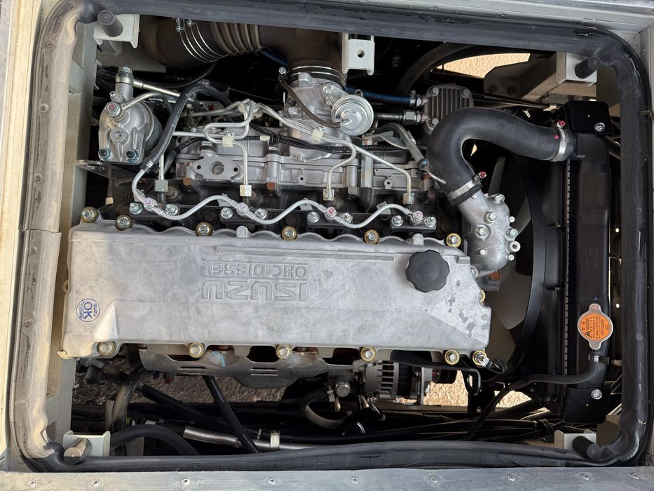 Isuzu sotiladi 2021 yangi NP 40