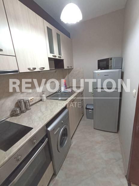 Дава се под наем Двустаен апартамент в Варна, Генералите - 52 кв.м за 510 € - Снимка #3