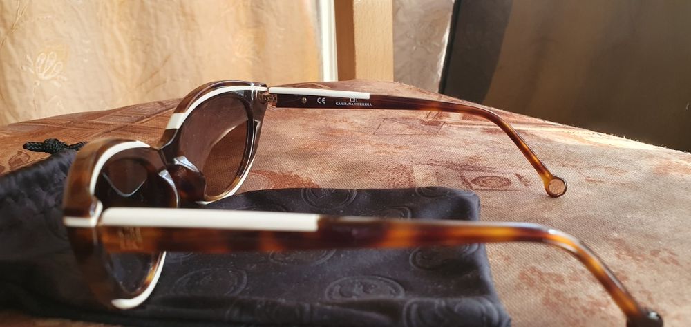 Слънчеви очила carolina herrera she 833